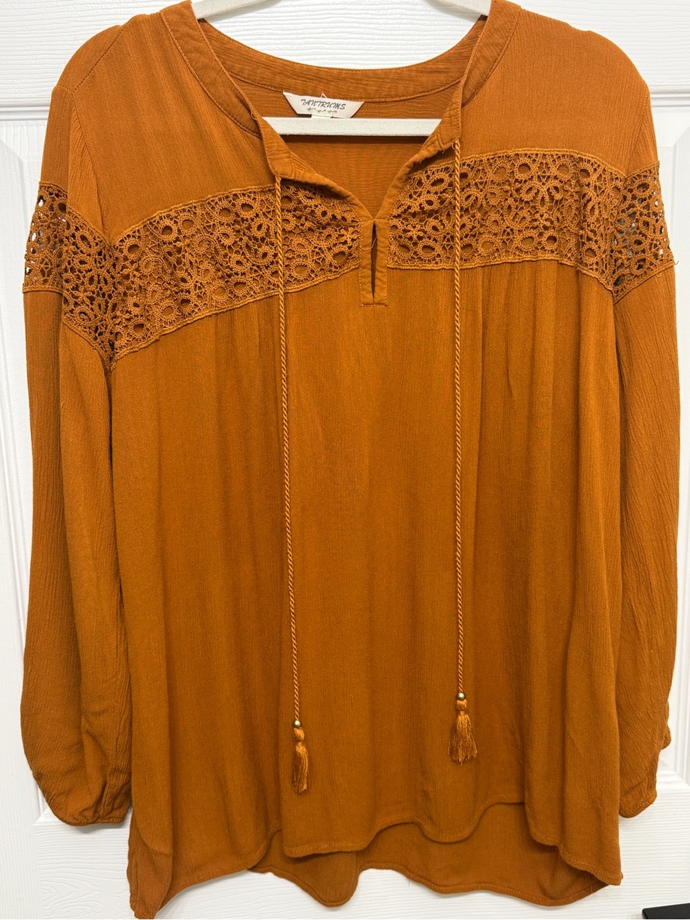 Tantrums XXL Rust Boho Crochet Lace Peasant Blouse Tassel Tie Rayon Long Sleeve